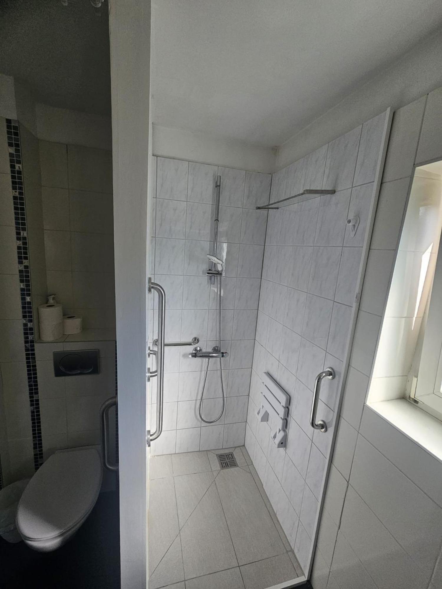 Schoene Vollmoeblierte Wohnungen In Kassel - Forstfeld Ngoại thất bức ảnh